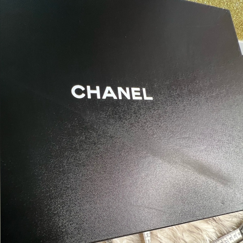 CHANEL shoe empty box - Picture 2 of 12